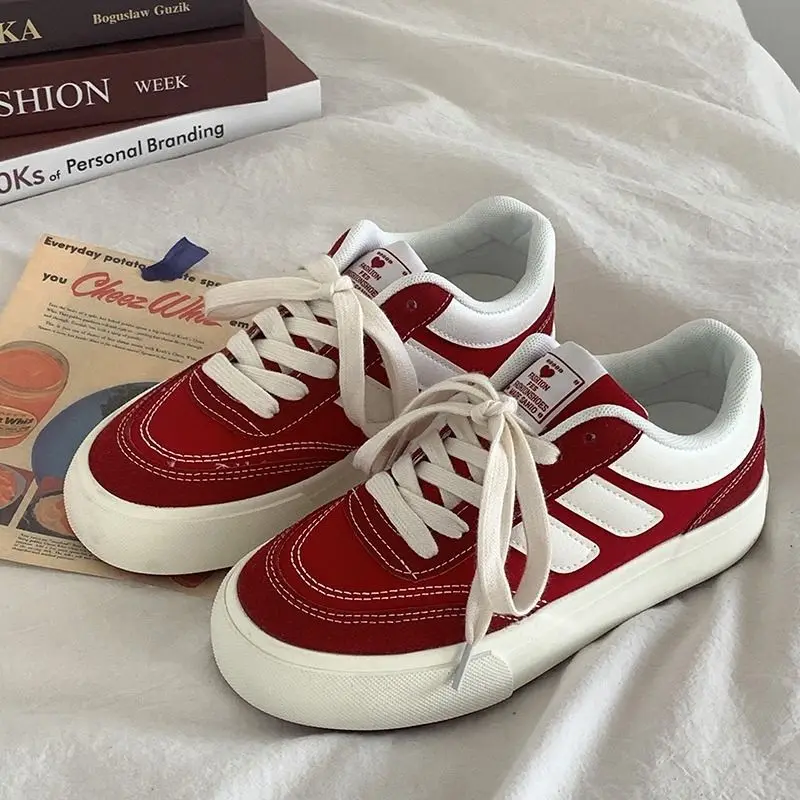 2024 New Red Women Vulcanize S - Vans Shoes Old Skool ulasan dan harga
