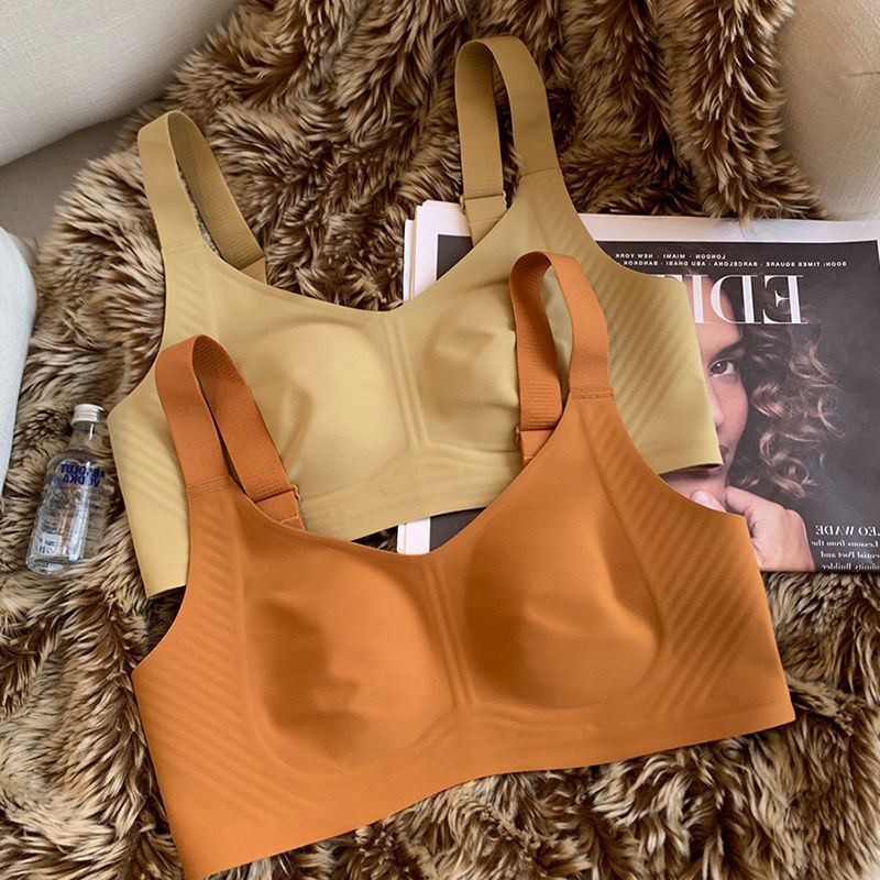 Large Breasts Show Small Under - Full Coverage Bra ulasan dan harga